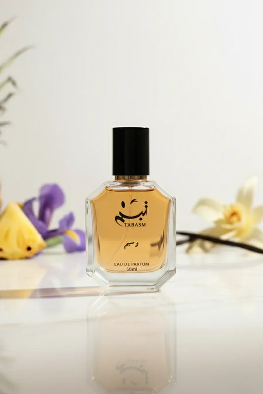 A handsome, bold fragrance that reflects attraction.